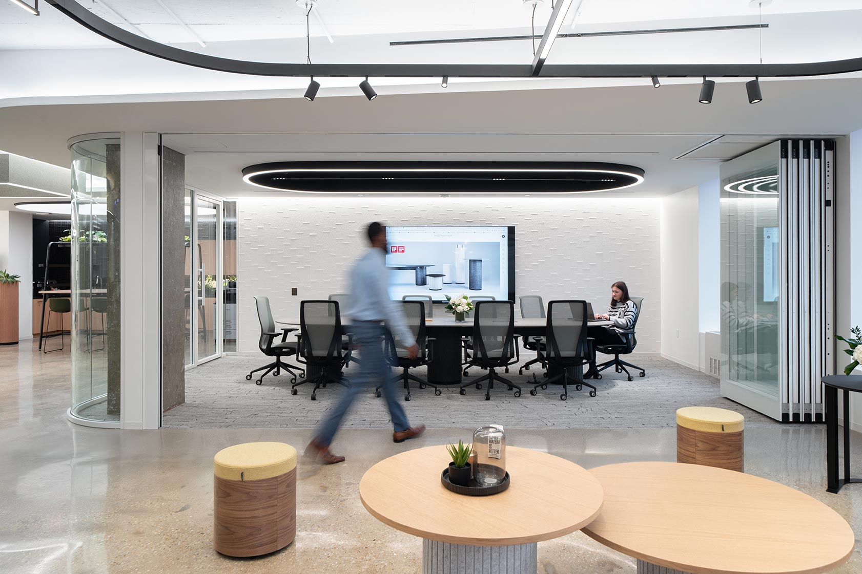 Chesapeake, Coronet, Narbutas Showroom