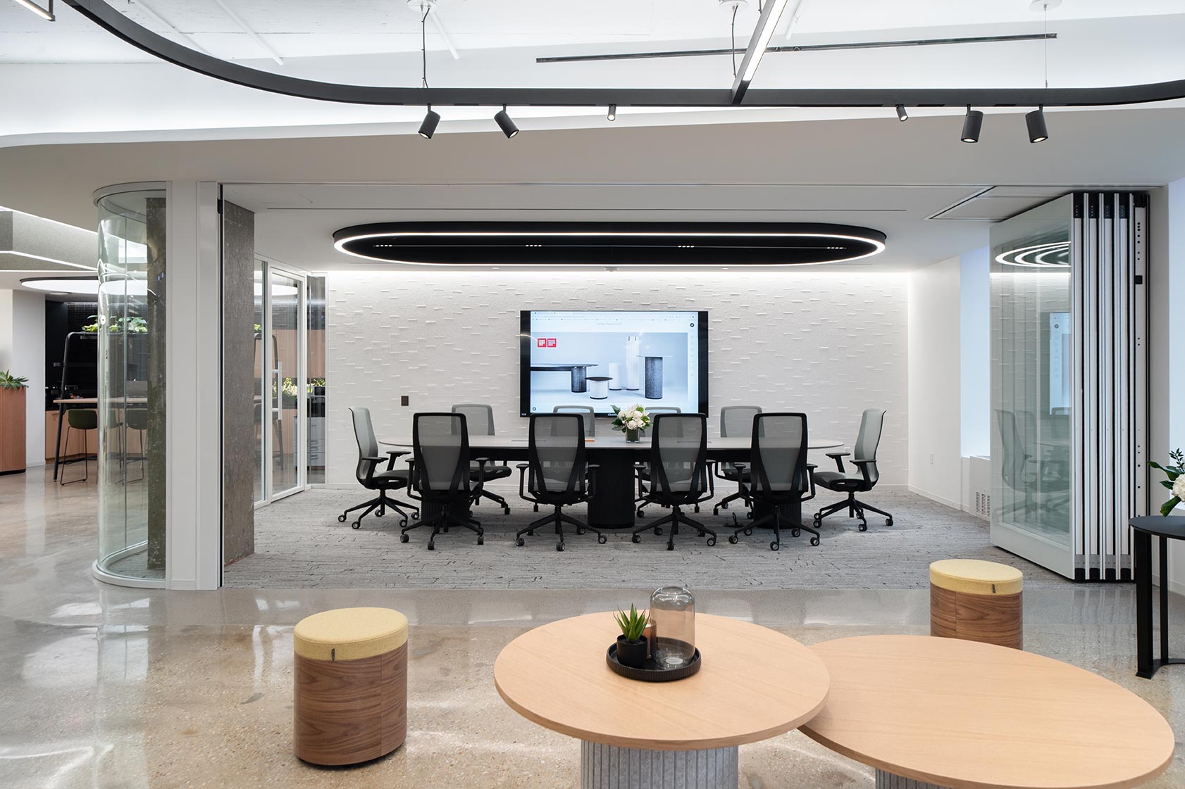 Chesapeake, Coronet, Narbutas Showroom